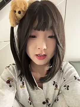 lelebaybay888 online show from October 10, 2025, 3:35 pm