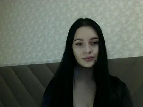 Lulii24 online show from October 9, 2025, 12:28 pm