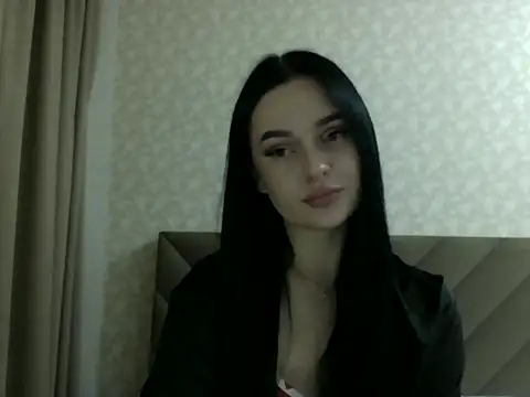 Lulii24 online show from October 20, 2025, 11:27 pm