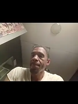 Snapshot of Macc74 chatting on March 28, 2026, 5:19 am Macc74 online show from March 28, 2026, 5:19 am