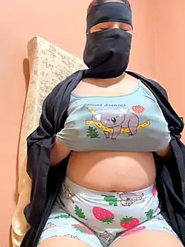  Laiali  online show from November 25, 2025, 11:21 am