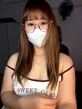 Meowyeuk6 online show from January 15, 2026, 10:07 am