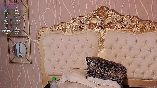 Anamonrroe online show from March 10, 2026, 7:40 pm