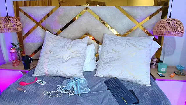 Snapshot of Scarlett_Vegaa chatting on November 19, 2025, 12:27 pm Scarlett Vegaa online show from November 19, 2025, 12:27 pm