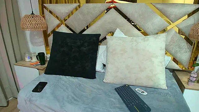 Snapshot of Scarlett_Vegaa chatting on September 24, 2025, 10:33 am Scarlett Vegaa online show from September 24, 2025, 10:33 am