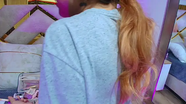 Snapshot of Scarlett_Vegaa chatting on October 21, 2025, 11:53 am Scarlett Vegaa online show from October 21, 2025, 11:53 am