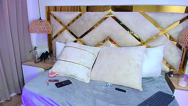 Snapshot of Scarlett_Vegaa chatting on October 4, 2025, 10:28 am Scarlett Vegaa online show from October 4, 2025, 10:28 am