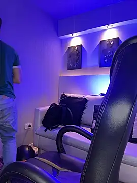 AdrianRinaldi online show from March 27, 2026, 8:10 pm