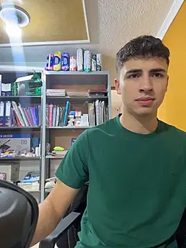 AdrianRinaldi online show from May 20, 2026, 2:03 pm