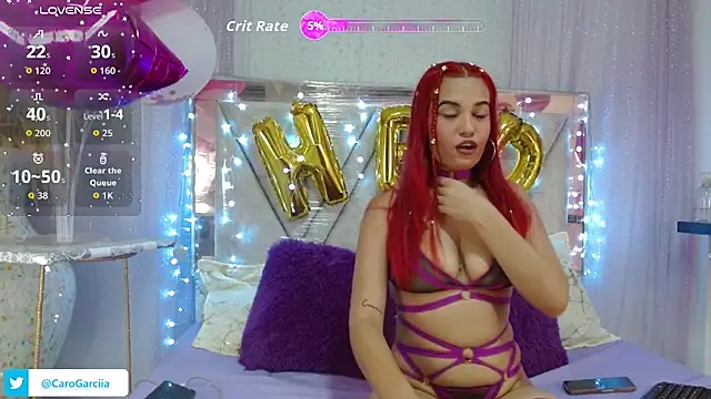 Carolinagarcia12345 online show from November 12, 2025, 4:16 am