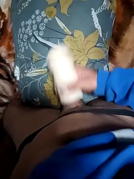 santiidamm online show from February 16, 2026, 4:33 am