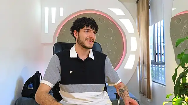 Rafael Mendezz online show from September 9, 2025, 10:19 pm