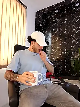 Rafael Mendezz online show from February 12, 2026, 8:30 pm