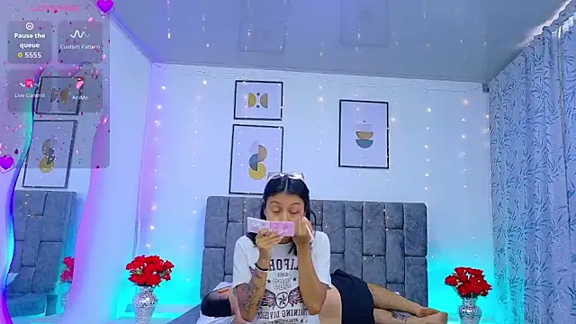 Soffia Konig  online show from April 6, 2026, 12:17 pm