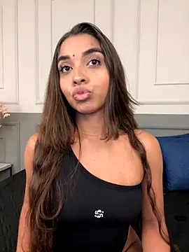 Snapshot of AnnyVega_ chatting on September 16, 2025, 9:27 pm AnnyVega online show from September 16, 2025, 9:27 pm