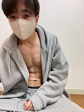 Yuma0718 online show from January 16, 2026, 1:15 pm