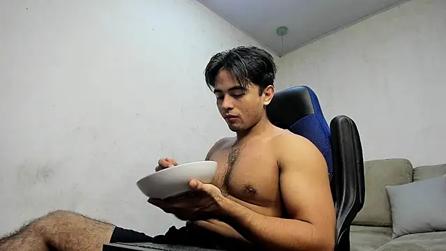 Snapshot of Bellion_grant chatting on September 14, 2025, 1:44 pm Bellion grant online show from September 14, 2025, 1:44 pm