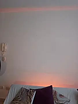 Snapshot of AliishaPss chatting on February 25, 2026, 5:13 pm AliishaPss online show from February 25, 2026, 5:13 pm