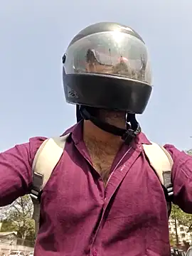 Snapshot of YoursThickDick chatting on February 17, 2026, 6:11 am YoursThickDick online show from February 17, 2026, 6:11 am