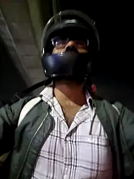 Snapshot of YoursThickDick chatting on February 18, 2026, 4:25 pm YoursThickDick online show from February 18, 2026, 4:25 pm