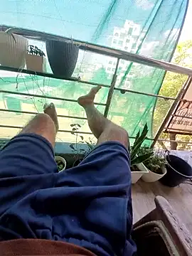 YoursThickDick online show from April 5, 2026, 5:25 am