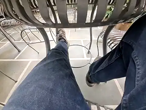 Snapshot of YoursThickDick chatting on January 19, 2026, 9:24 am YoursThickDick online show from January 19, 2026, 9:24 am