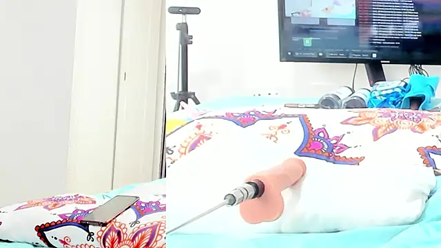 Alani Queen online show from September 28, 2025, 7:32 pm