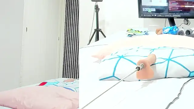 Alani Queen online show from October 17, 2025, 7:15 pm