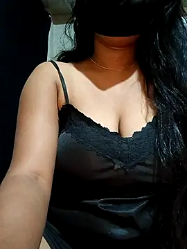 DiyaRoy49 online show from November 30, 2025, 6:30 pm