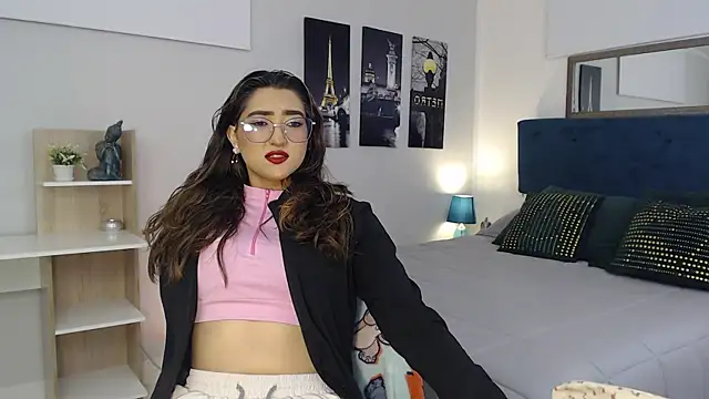 madame lottie online show from October 10, 2025, 12:39 pm