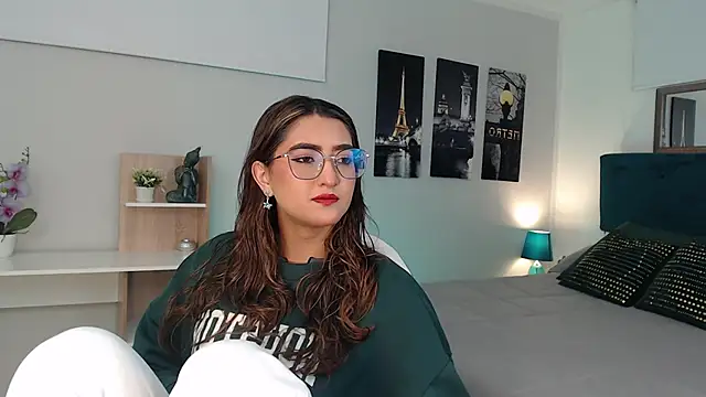 madame lottie online show from October 8, 2025, 12:39 pm