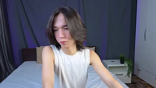 okerriella online show from September 14, 2025, 1:11 pm