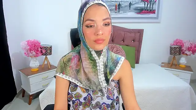 Snapshot of SofiaRivera1 chatting on September 17, 2025, 8:33 pm SofiaRivera1 online show from September 17, 2025, 8:33 pm