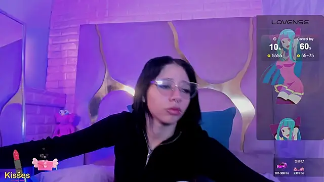 Niina Sissy online show from May 20, 2026, 3:58 am