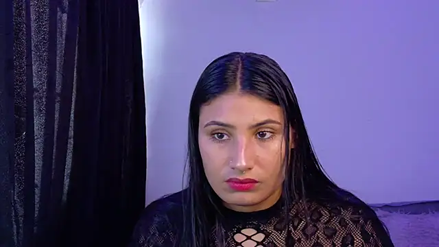 Snapshot of Linda_andrew chatting on April 29, 2026, 6:25 pm Linda andrew online show from April 29, 2026, 6:25 pm