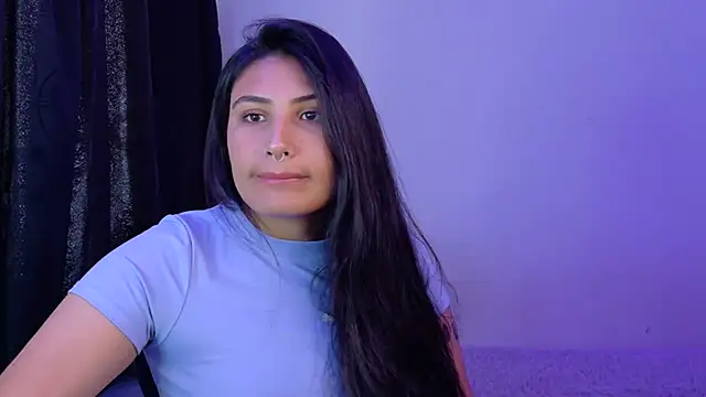 Snapshot of Linda_andrew chatting on May 23, 2026, 4:50 pm Linda andrew online show from May 23, 2026, 4:50 pm