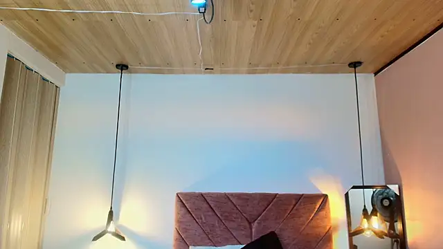 Snapshot of Hanna_Lee__ chatting on February 5, 2026, 8:04 pm Hanna Lee online show from February 5, 2026, 8:04 pm