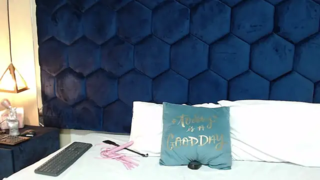 secretdream vc online show from November 13, 2025, 2:04 am