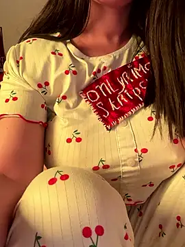 Snapshot of OnlyRima chatting on March 28, 2026, 12:17 pm OnlyRima online show from March 28, 2026, 12:17 pm