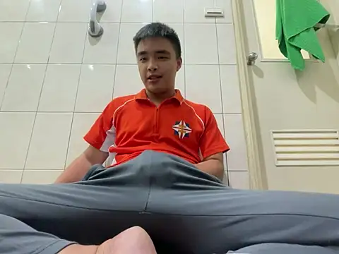 greenteazhang online show from October 21, 2025, 10:36 am