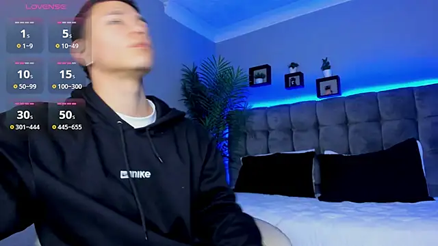 Thomas moon online show from April 8, 2026, 11:55 am