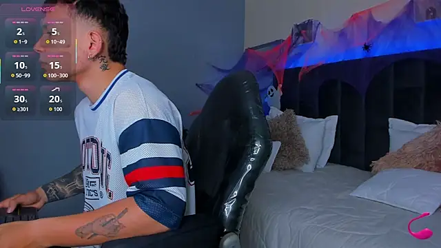 Thomas moon online show from October 20, 2025, 1:00 pm