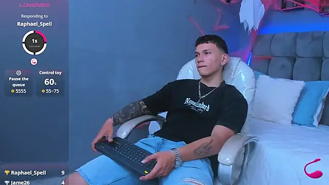 Thomas moon online show from November 1, 2025, 4:01 pm