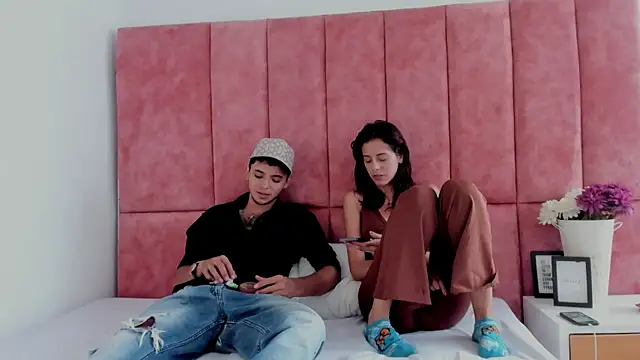 HellAndDante  online show from December 2, 2025, 9:27 pm