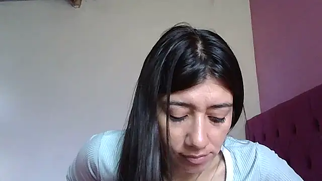 Madow Lu online show from October 29, 2025, 1:43 pm