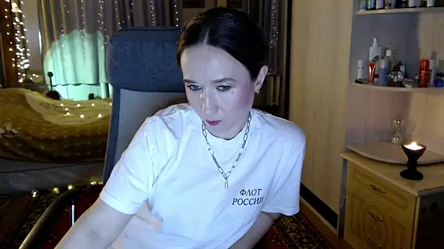 ClassyInna online show from January 8, 2026, 4:29 am