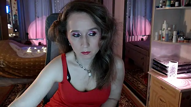 ClassyInna online show from November 12, 2025, 5:33 am