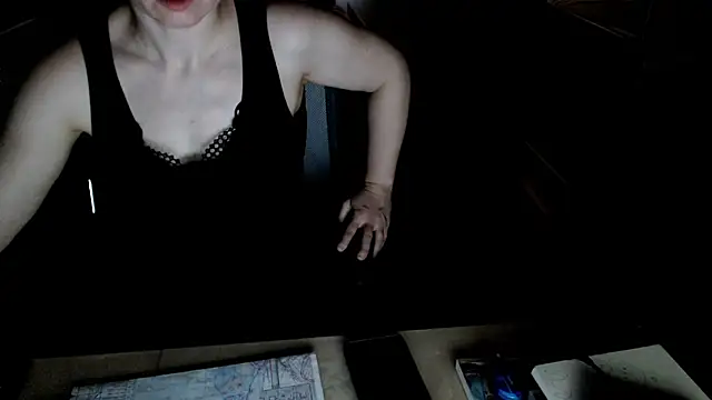 ClassyInna online show from October 1, 2025, 8:08 am