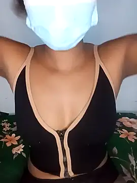 kissy doll online show from October 1, 2025, 1:26 pm