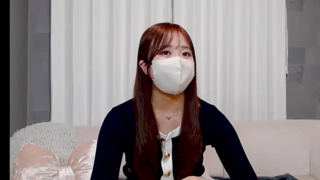  YUI CHAN  online show from March 6, 2026, 11:38 am